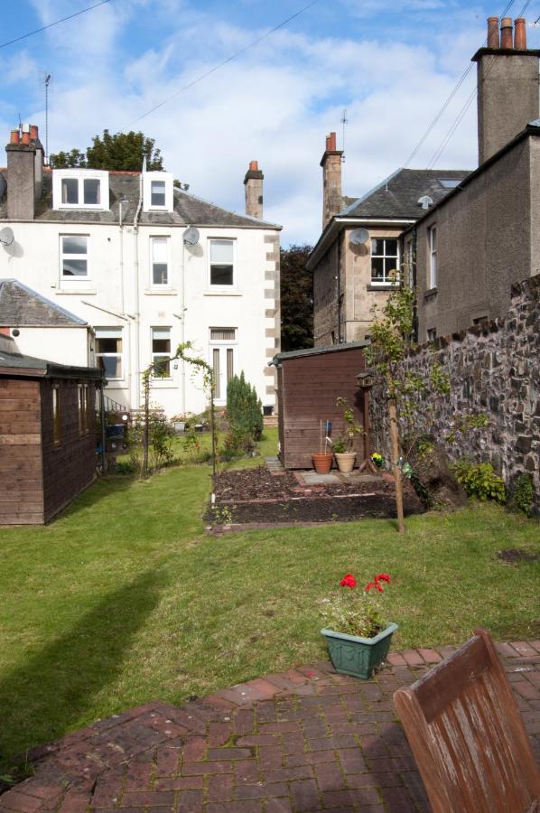 Pear Tree House Villa Stirling Bagian luar foto