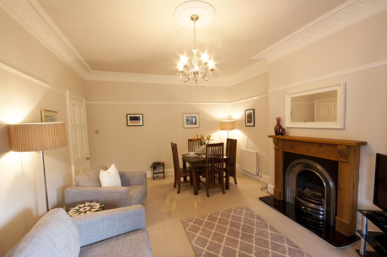 Pear Tree House Villa Stirling Bagian luar foto